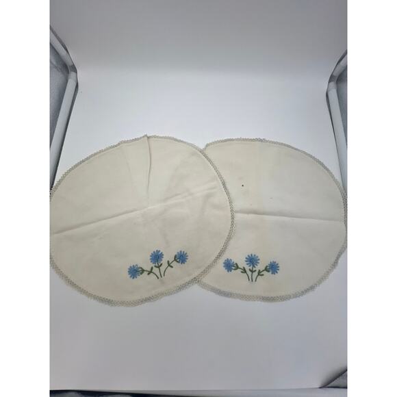 Vintage Set of 4 Ivory Ladies Handkerchiefs With Blue Embroidery Flower Crochet - Picture 6 of 11